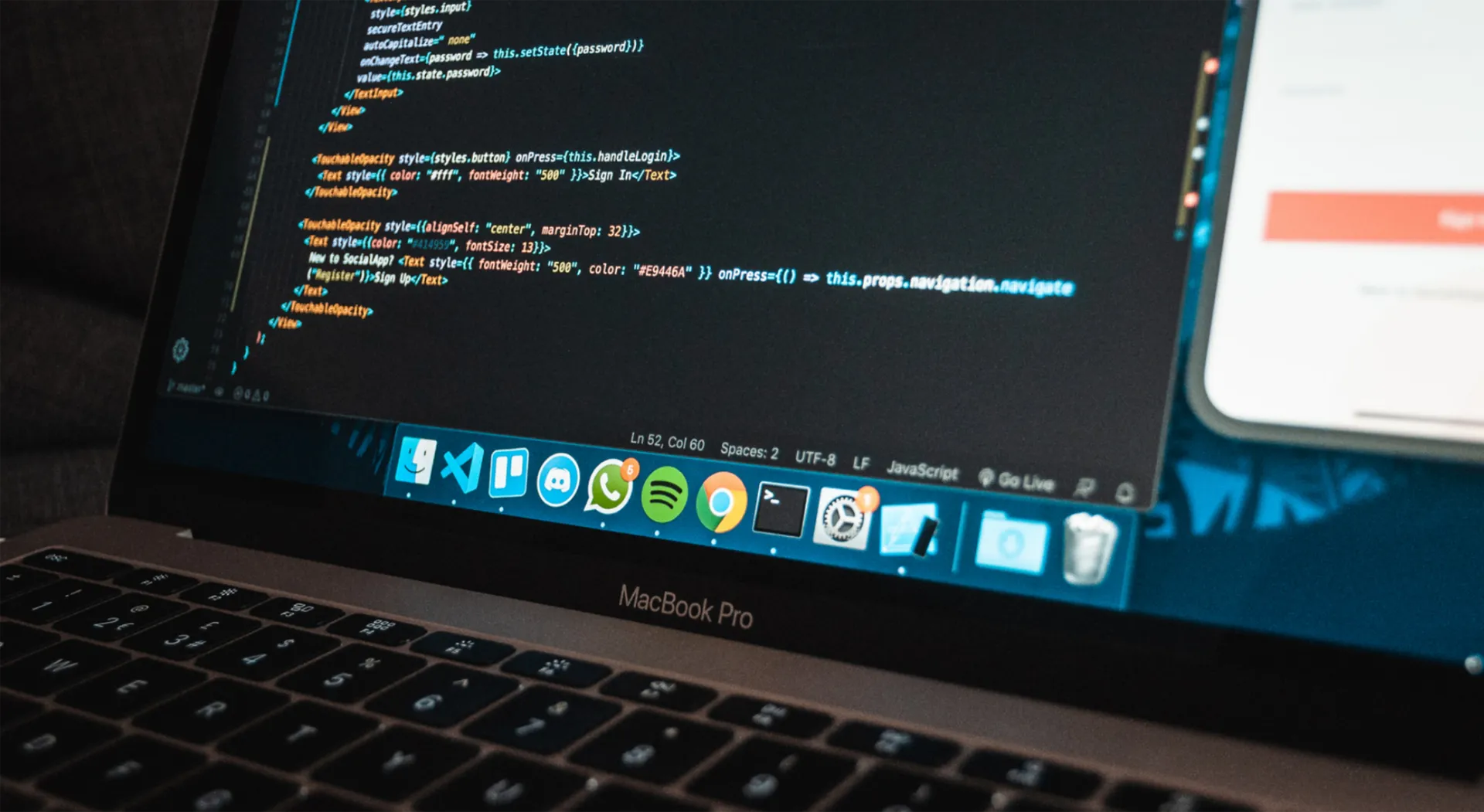 Aplicativos e Sistemas Personalizados: Vantagem Competitiva para Empresas