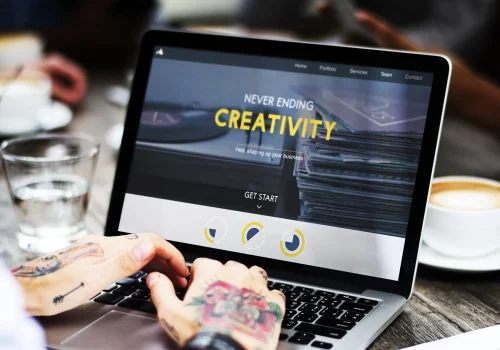 Como a Criação de Sites Profissionais Pode Impulsionar seu Negócio